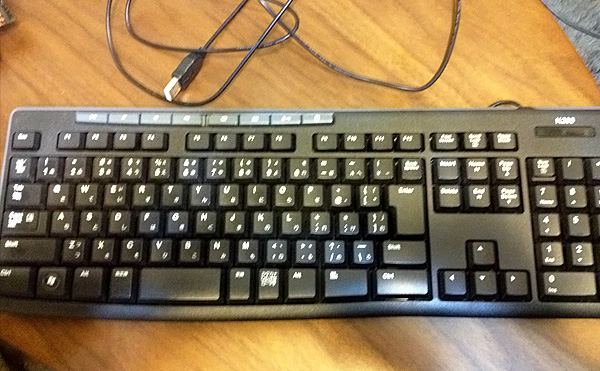 Venue8ProにUSBハードキーボード